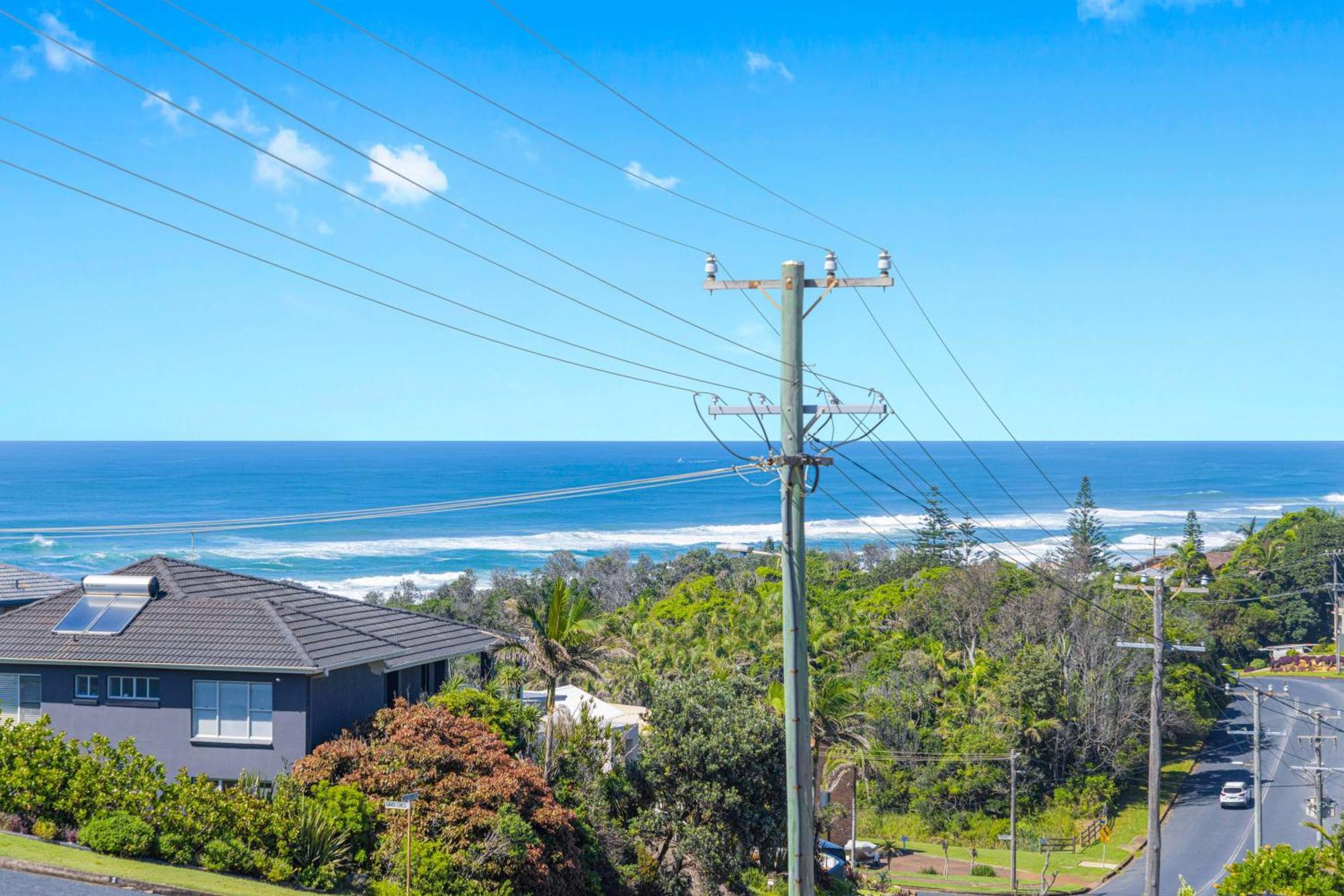 Laze At Lighthouse - Family With Pool, Heated Pool Oct To Mar Port Macquarie