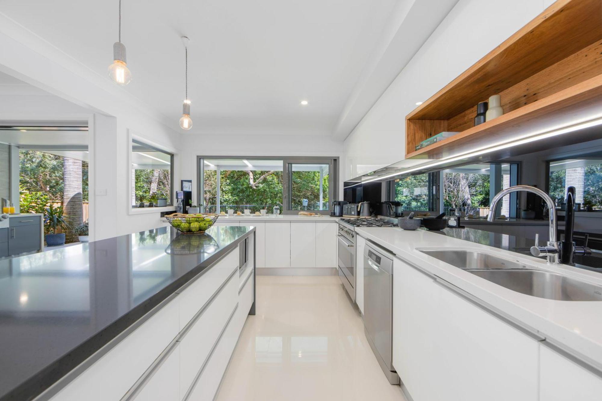 Laze At Lighthouse - Family With Pool, Heated Pool Oct To Mar