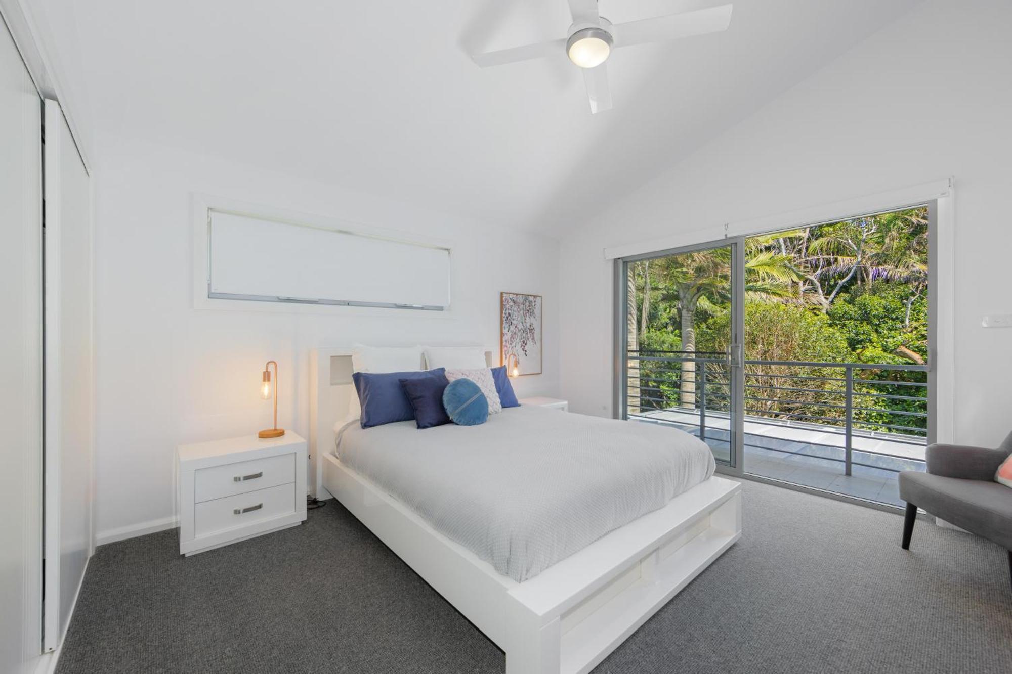 Laze At Lighthouse - Family With Pool, Heated Pool Oct To Mar Port Macquarie